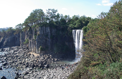 오피라이프 핫플레이스 제주정방폭포